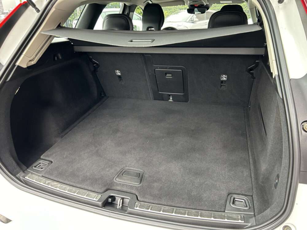 Volvo XC60 2.0 T5 Inscription // LEDER // ELEK. STOELEN // FULL LED // DIGITAL COCKPIT // NAVI //