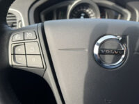 Volvo V40 2.0 T3 Momentum // NAVI // LED KOPLAMPEN// CLIMA // CRUISE//PDC