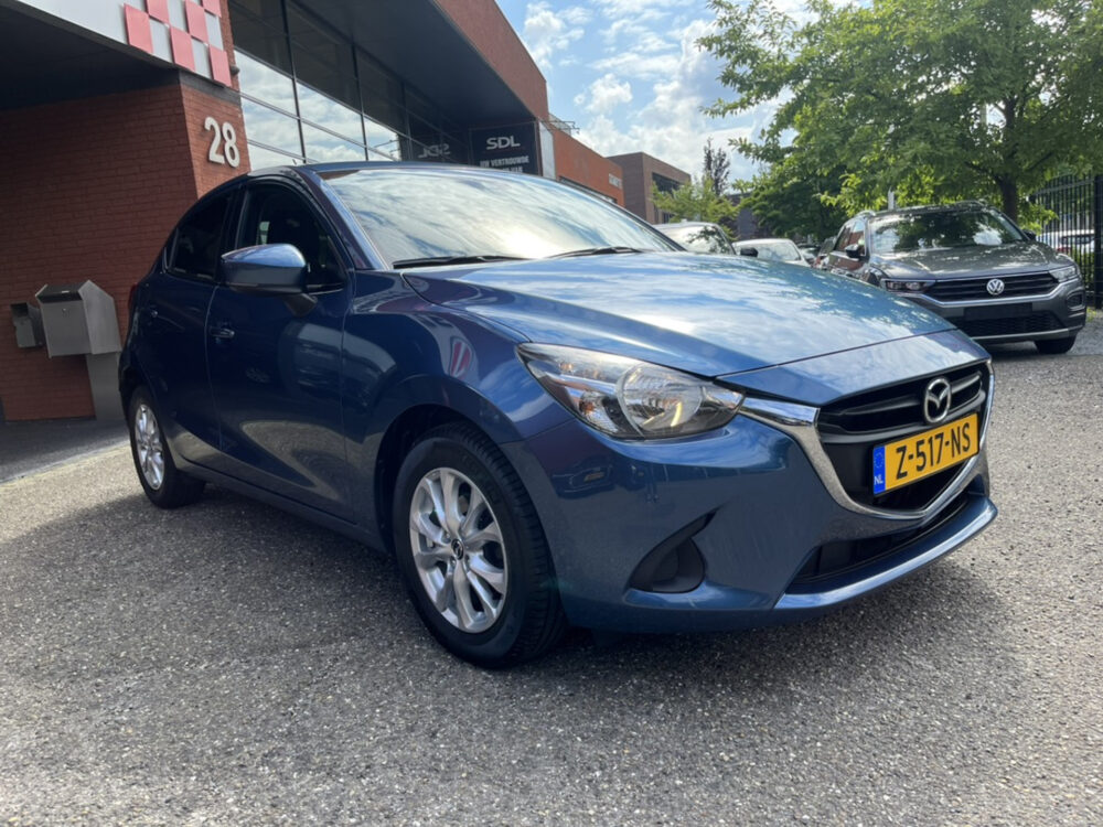 Mazda 2