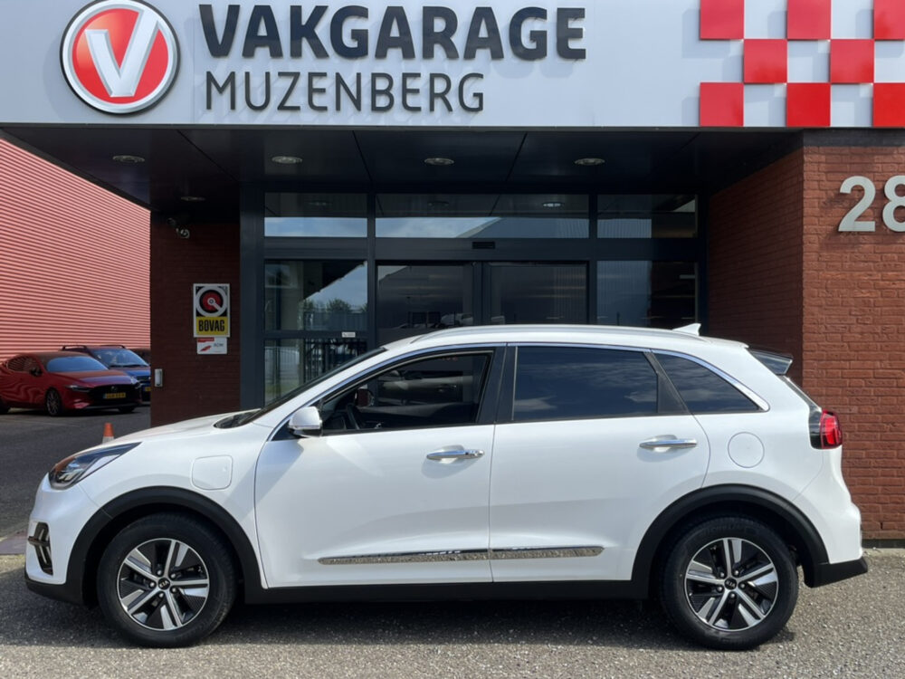 Kia Niro 1.6 GDi PHEV DynamicPlusLine // NAVI // FULL LED // CAMERA // PDC