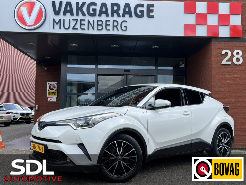 Toyota C-HR 1.8 Hybrid Executive // FULL LED // DODEHOEK // NAVI // HALF LEDER // ADAP. CRUISE // JBL AUDIO // KEYLESS //