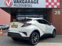 Toyota C-HR 1.8 Hybrid Executive // FULL LED // DODEHOEK // NAVI // HALF LEDER // ADAP. CRUISE // JBL AUDIO // KEYLESS //