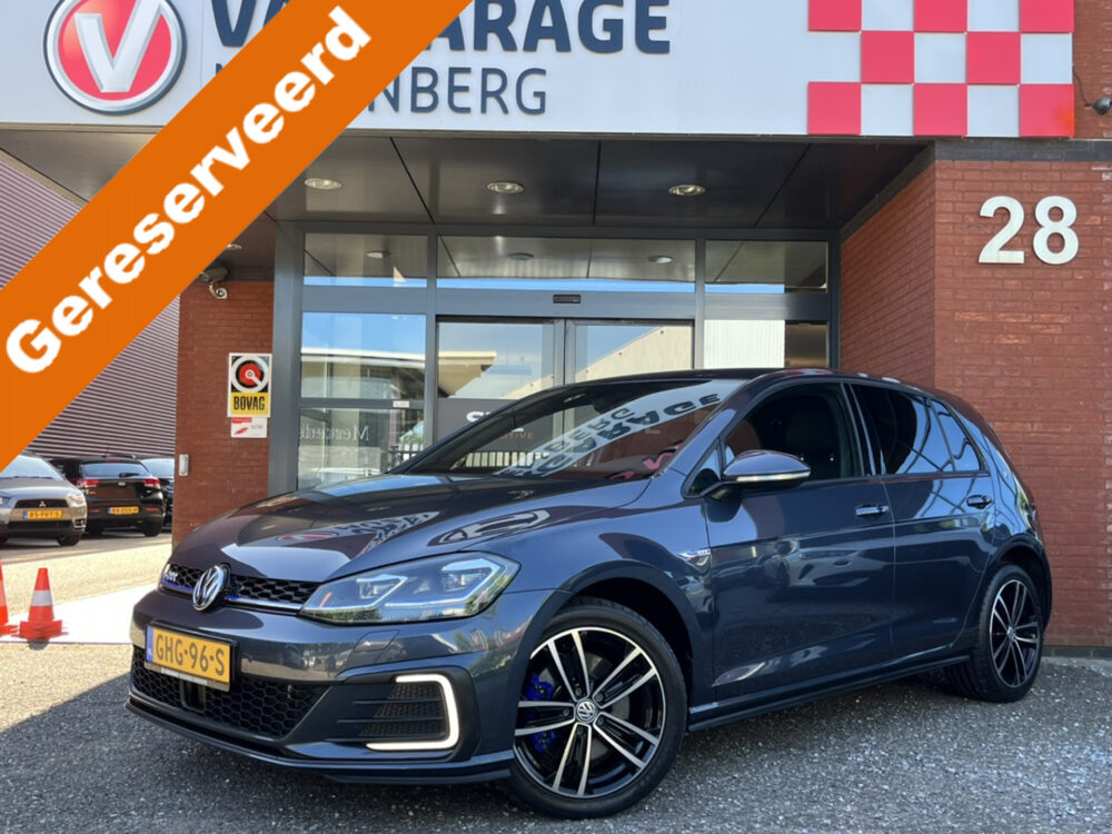 Volkswagen Golf 1.4 TSI GTE // NAVI // FULL LED // PDC // CLIMA