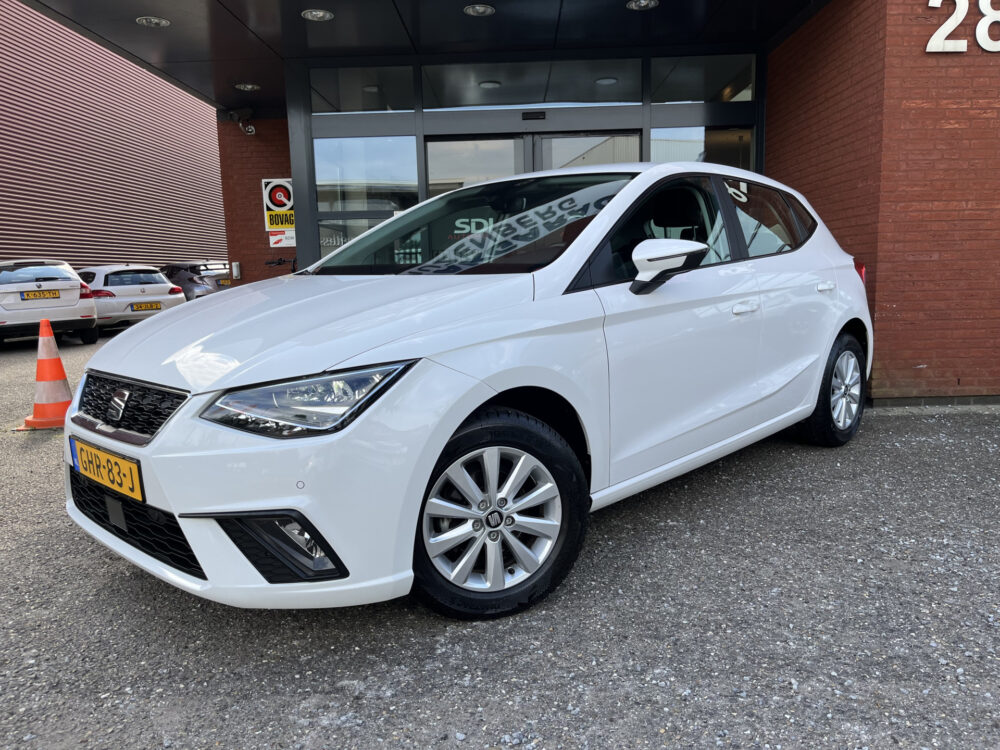 SEAT Ibiza 1.0 TSI Style // FULL LED // CRUISE // NAVI+CARPLAY // CAMERA+SENSOREN // STOELVERWARMING //