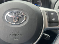 Toyota Yaris 1.5 Full Hybrid Dynamic // NAVI // CLIMA // CAMERA // PDC // PANO-DAK