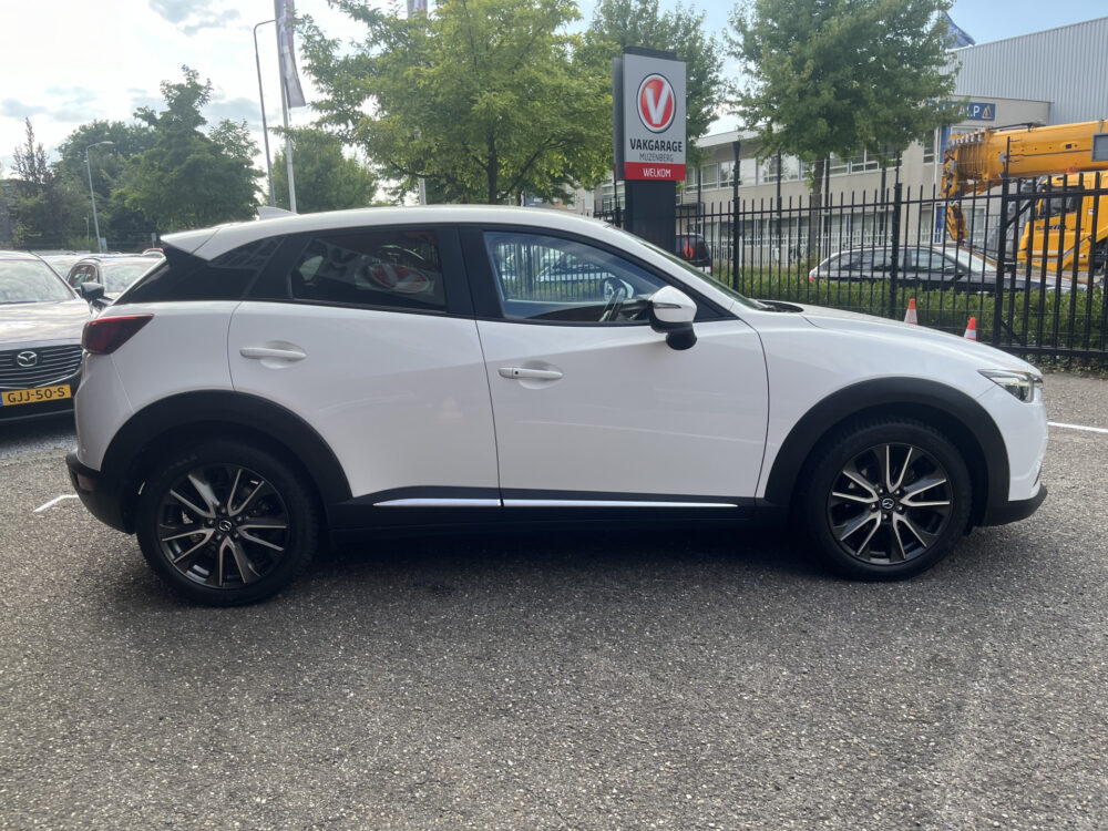 Mazda CX-3 2.0 SkyActiv-G 120 GT-M // LEDER // FULL LED // HEAD-UP DISPLAY // CAMERA+SENSOREN // NAVI // KEYLESS //