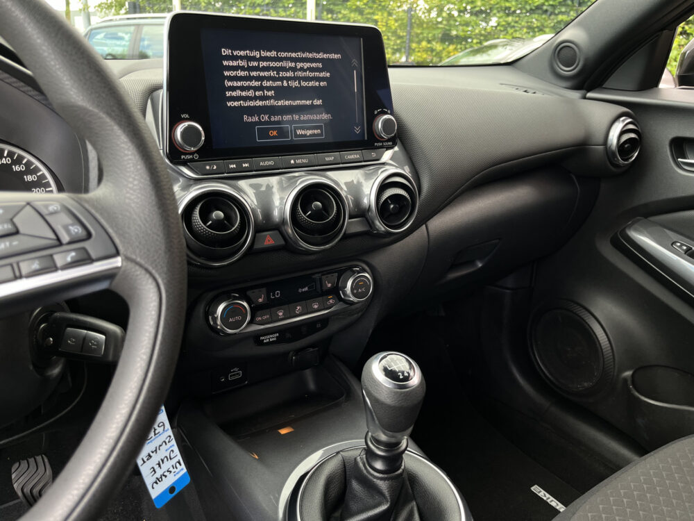 Nissan Juke 1.0 DIG-T Business Edition // NAVI // FULL LED // CAMERA // TREKHAAK!!