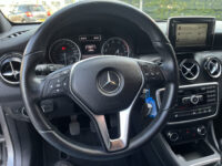 Mercedes-Benz A-Klasse 180 Ambition // NAVI // AIRCO // PDC // CRUISE //