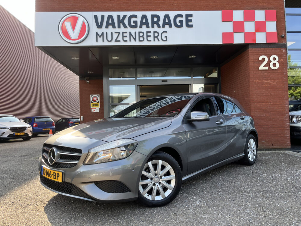 Mercedes-Benz A-Klasse 180 Ambition // NAVI // AIRCO // PDC // CRUISE //