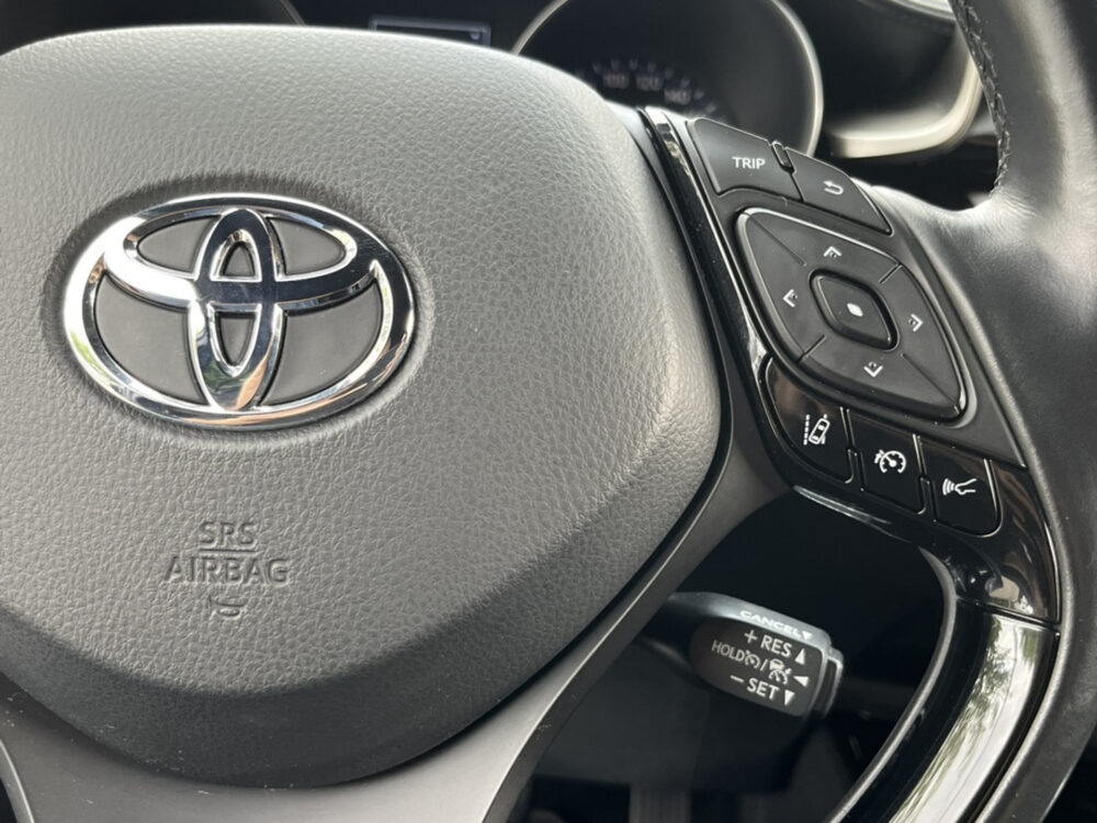 Toyota C-HR 1.8 Hybrid Dynamic // ADAP. CRUISE // CLIMA // DODEHOEK // LED // KEYLESS //