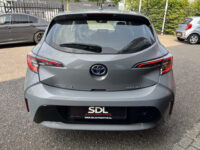 Toyota Corolla 1.8 Hybrid Dynamic // FULL LED // ADAP. CRUISE // NAVI+CARPLAY // CAMERA // STOELVERWARMING //