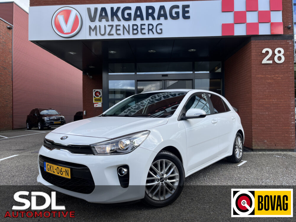 Kia Rio 1.2 DynamicLine // NAVI+CARPLAY // CAMERA+SENSOREN // CLIMA // STUUR+STOELVERWARMING //