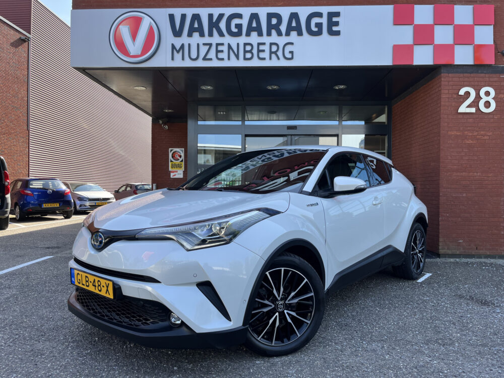 Toyota C-HR 1.8 Hybrid Executive // LEDEREN BEKLEDING // NAVI // CLIMA // ADAPTIVE CRUISE