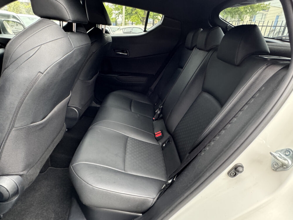 Toyota C-HR 1.8 Hybrid Executive // LEDEREN BEKLEDING // NAVI // CLIMA // ADAPTIVE CRUISE