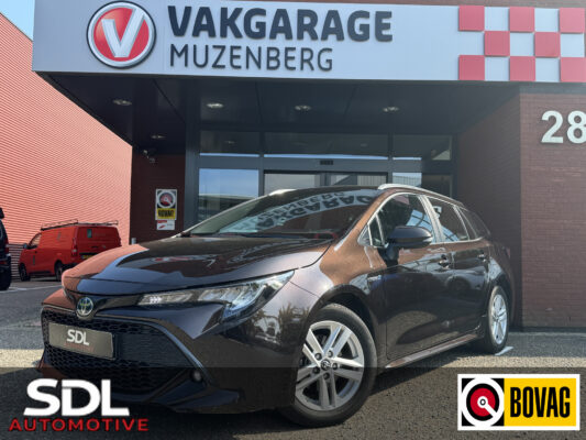 Toyota Corolla Touring Sports 1.8 Hybrid Dynamic // NAVI // CLIMA // CAMERA // ADAPTIVE CRUISE //