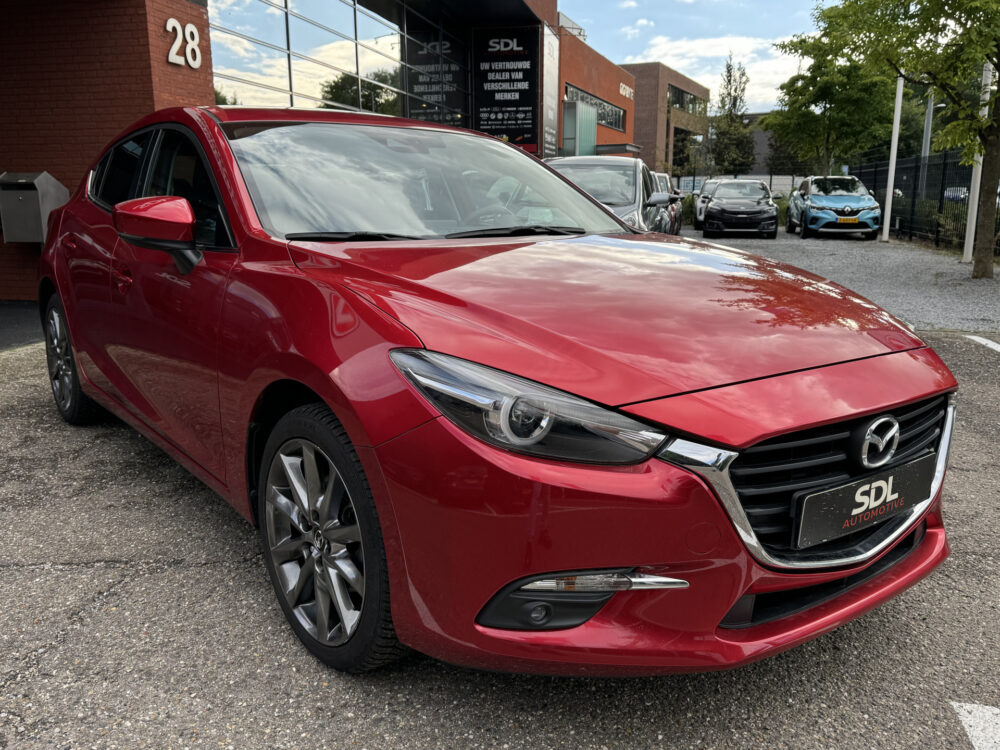 Mazda 3 2.0 SkyActiv-G 120 GT-M Line // NAVI // CAMERA // CLIMA // CRUISE // DODENHOEK SENSOR