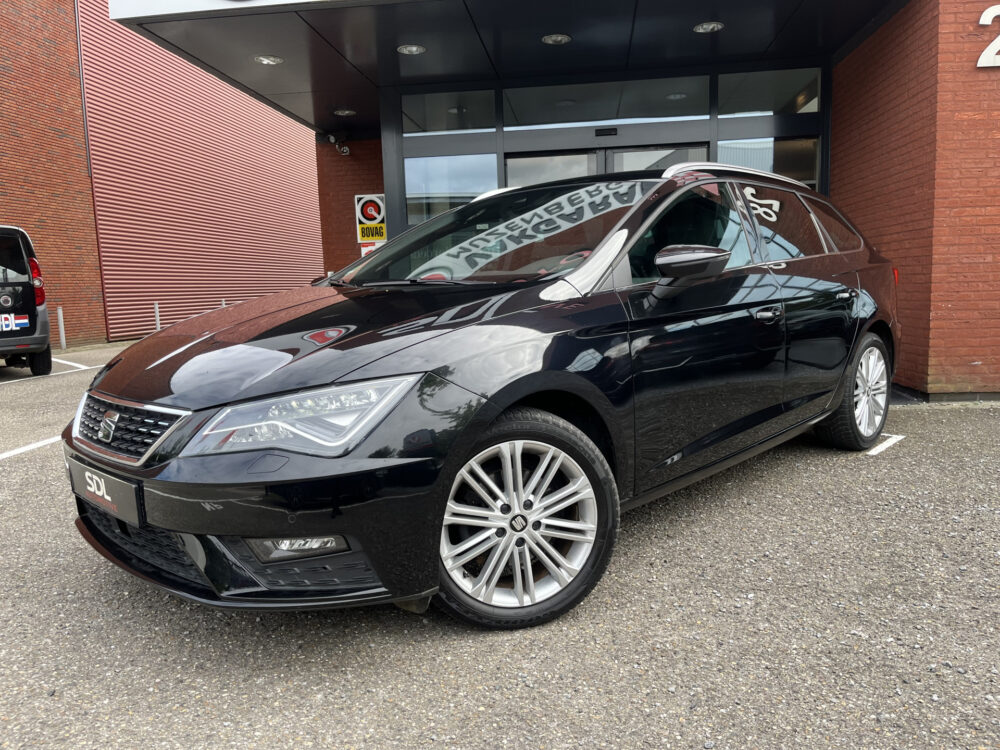 SEAT Leon Sportstourer 1.5 eTSI Xcellence // FULL LED // KEYLESS // CAMERA+SENSOREN // CRUISE // CLIMA // STOELVERWARMING // CARPLAY //