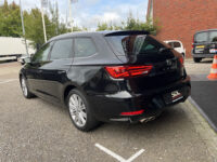 SEAT Leon Sportstourer 1.5 eTSI Xcellence // FULL LED // KEYLESS // CAMERA+SENSOREN // CRUISE // CLIMA // STOELVERWARMING // CARPLAY //