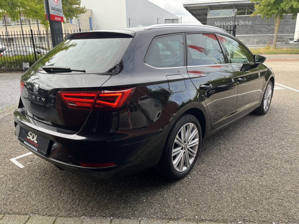 SEAT Leon Sportstourer 1.5 eTSI Xcellence // FULL LED // KEYLESS // CAMERA+SENSOREN // CRUISE // CLIMA // STOELVERWARMING // CARPLAY //