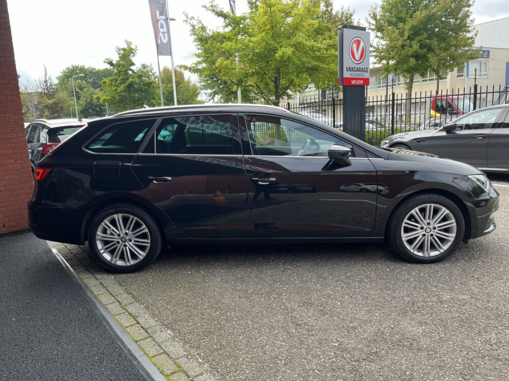 SEAT Leon Sportstourer 1.5 eTSI Xcellence // FULL LED // KEYLESS // CAMERA+SENSOREN // CRUISE // CLIMA // STOELVERWARMING // CARPLAY //