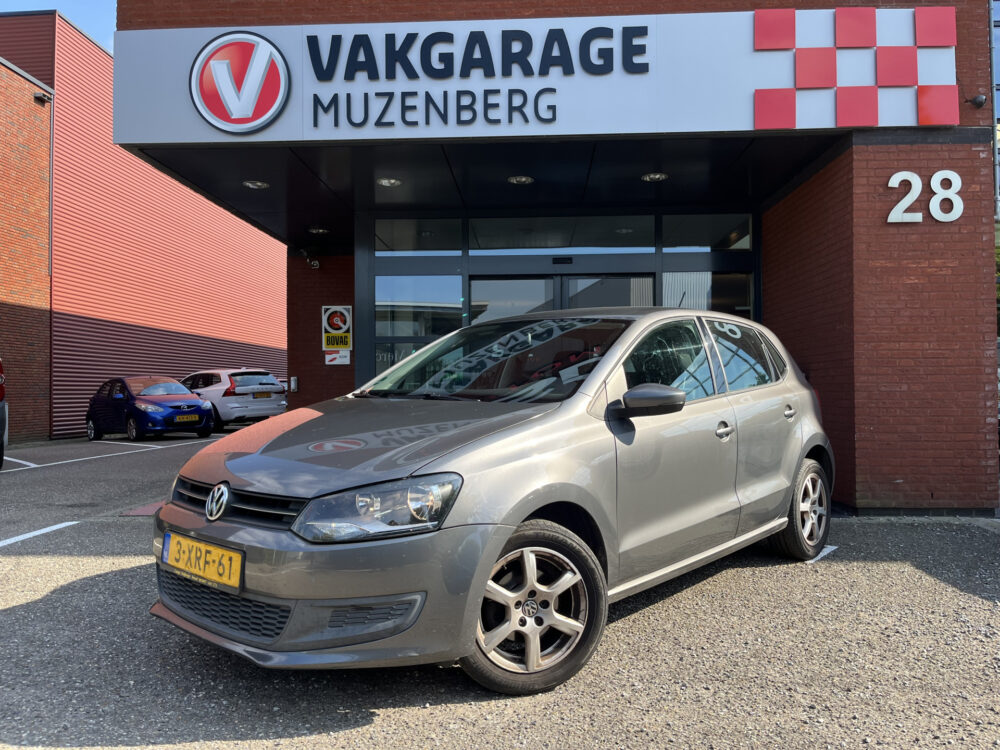 Volkswagen Polo 1.4-16V Trendline // CLIMA