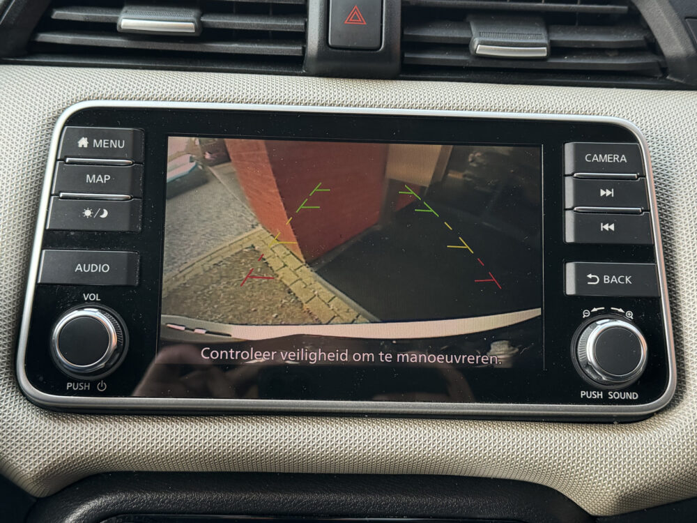 Nissan Micra 0.9 IG-T Business Edition // NAVI // CRUISE // CAMERA // CLIMA // APPLE CARPLAY / ANDROID AUTO