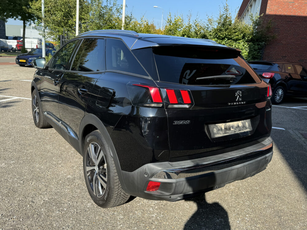 Peugeot 3008 1.6 HYbrid 225 Allure // NAVI // CLIMA // CRUISE // CAMERA // APPLE CARPLAY / ANDROID AUTO