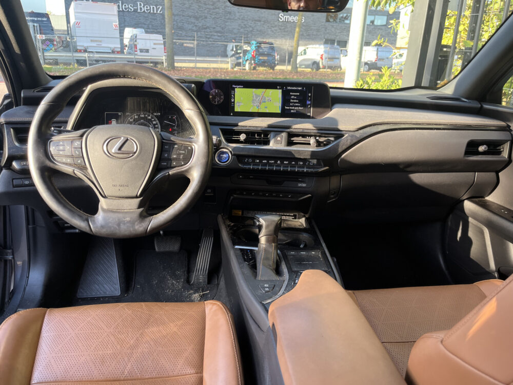 Lexus UX