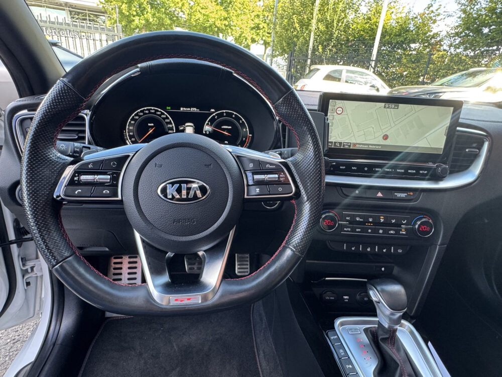 Kia ProCeed