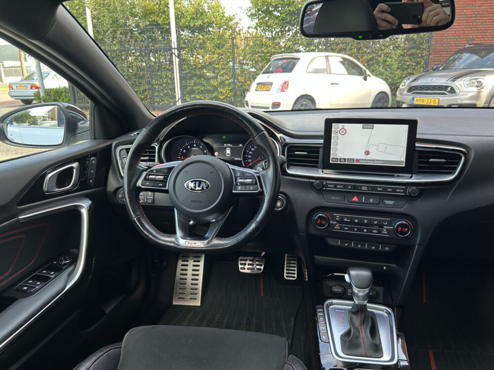 Kia ProCeed