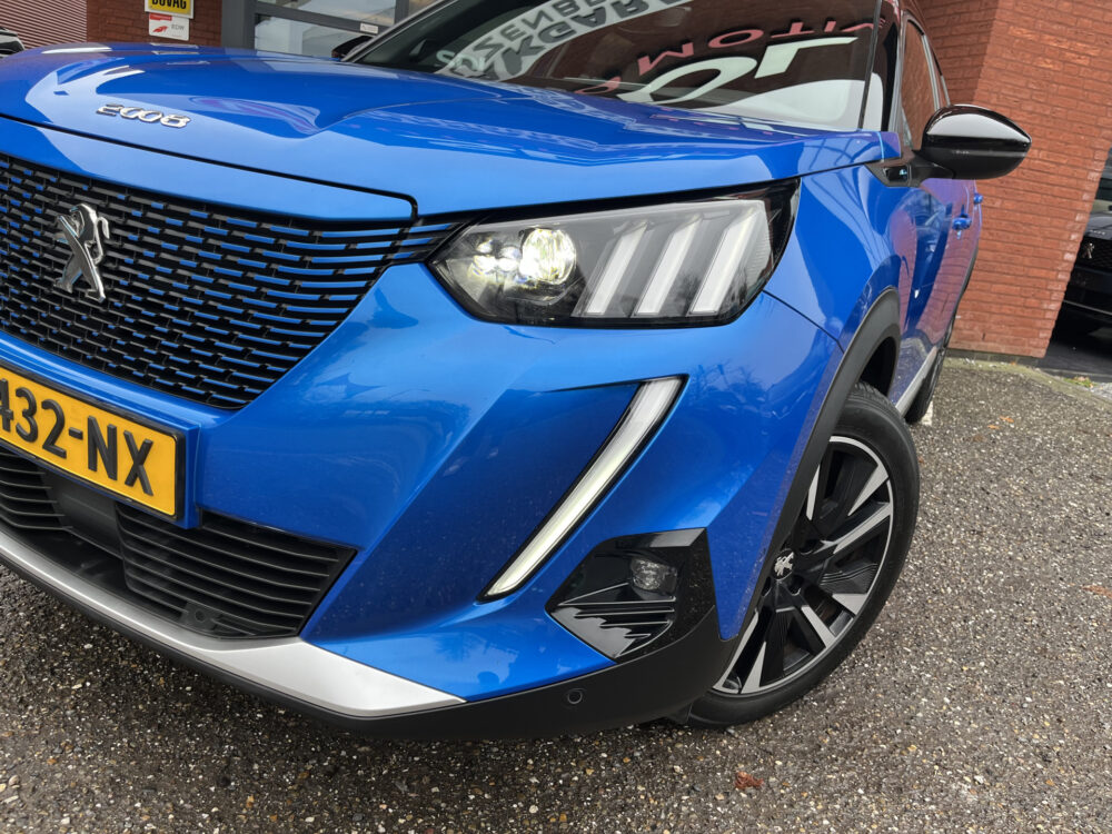 Peugeot e-2008