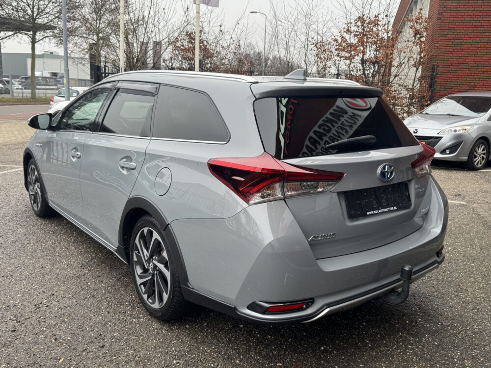 Toyota Auris Touring Sports