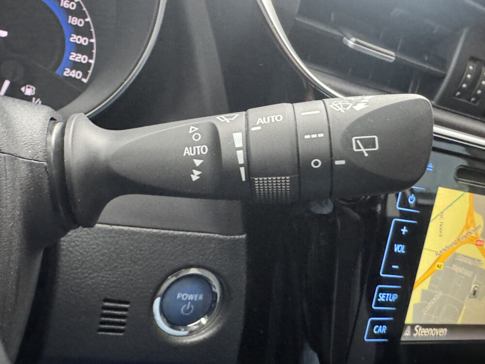 Toyota Auris Touring Sports