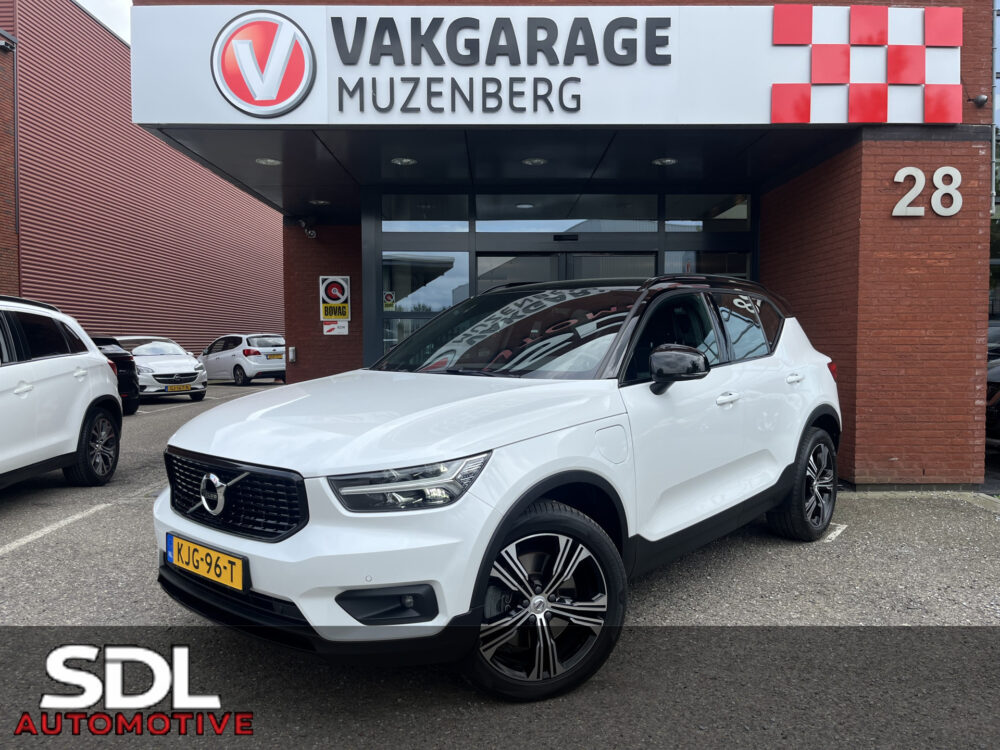 Volvo XC40