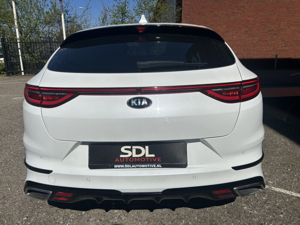 Kia ProCeed