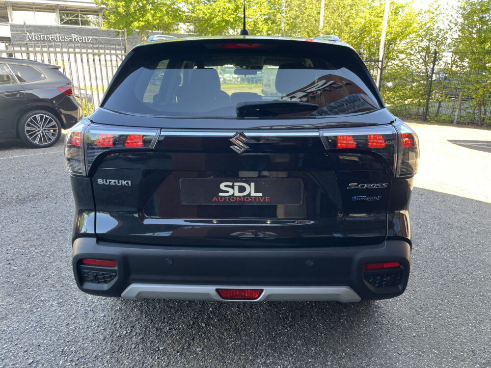 Suzuki S-Cross