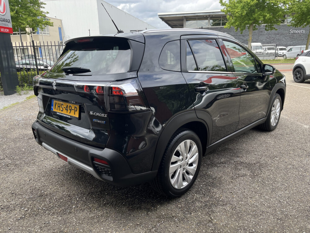 Suzuki S-Cross