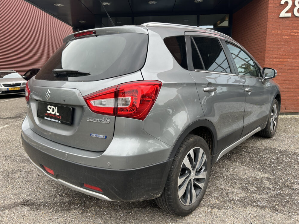 Suzuki S-Cross