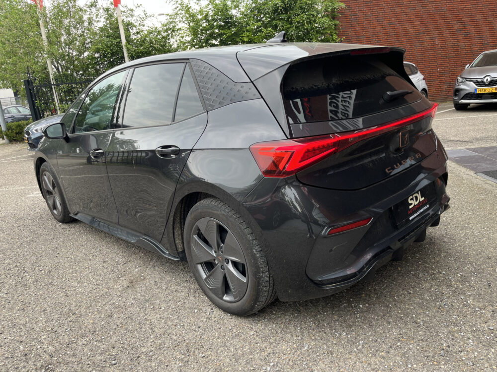 CUPRA Born
