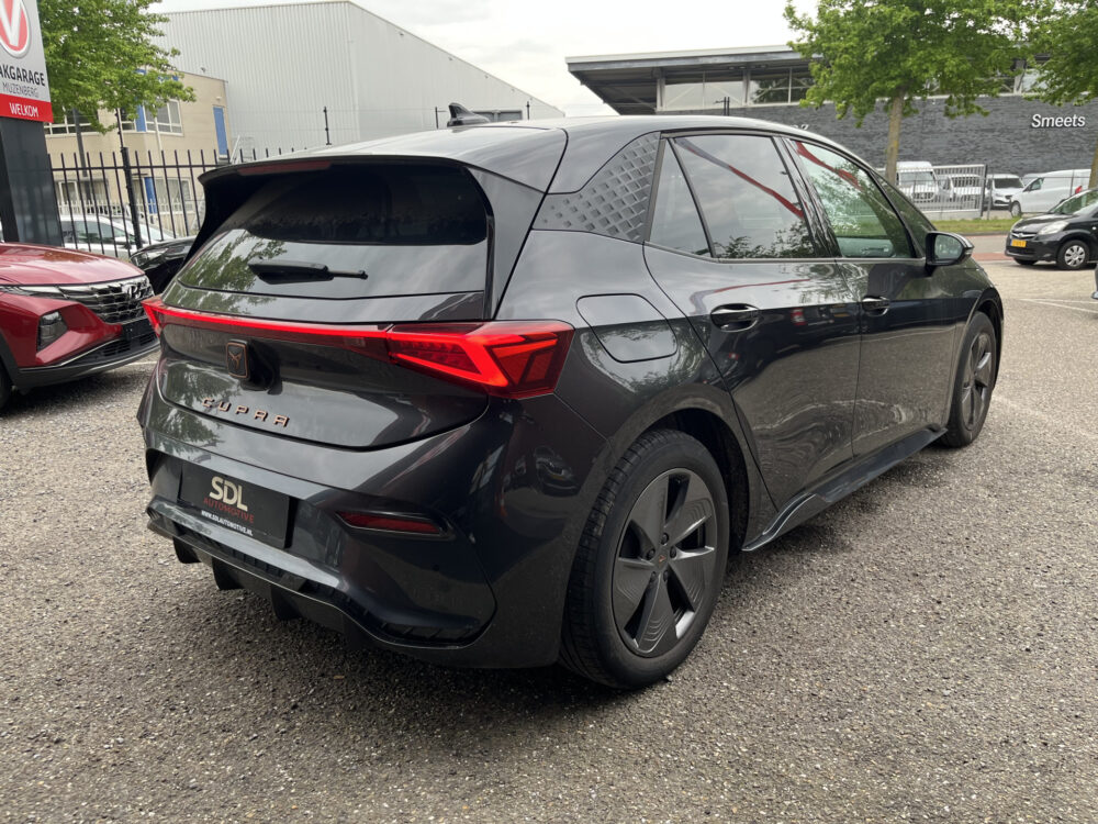 CUPRA Born