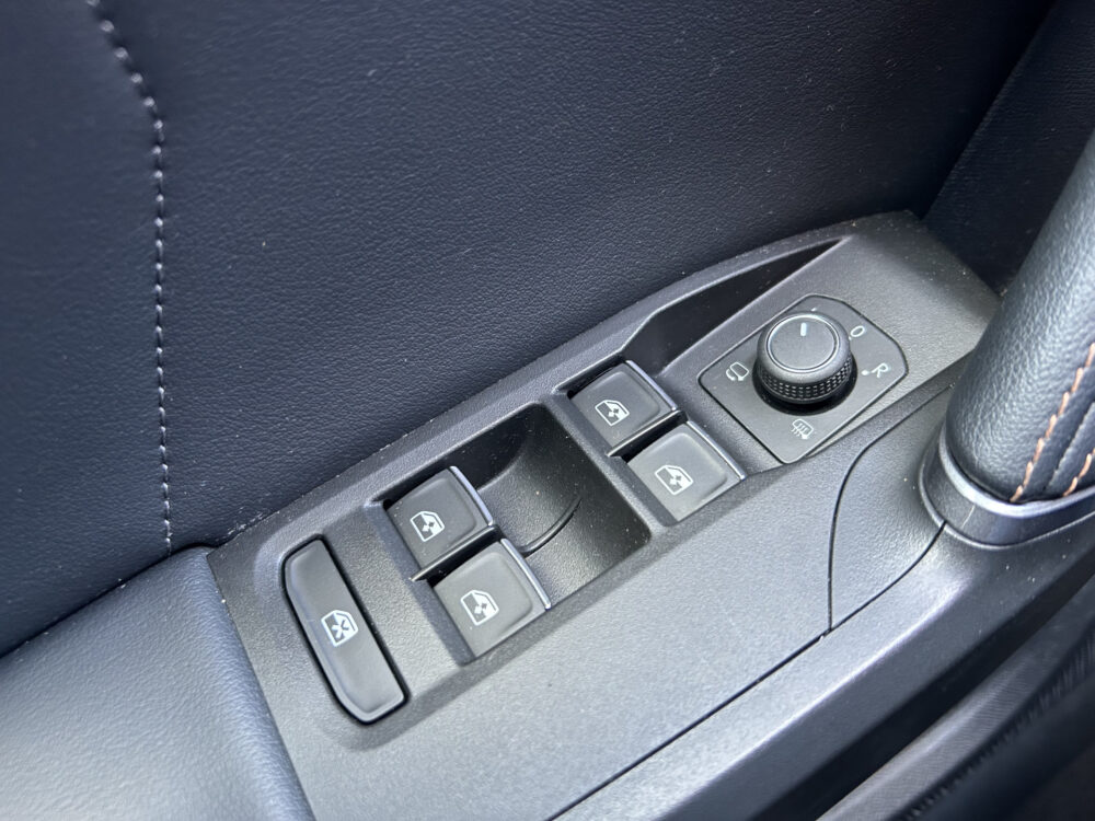 55104395-cupra-formentor-2022