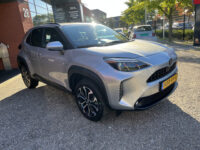55352790-toyota-yaris-cross-2025