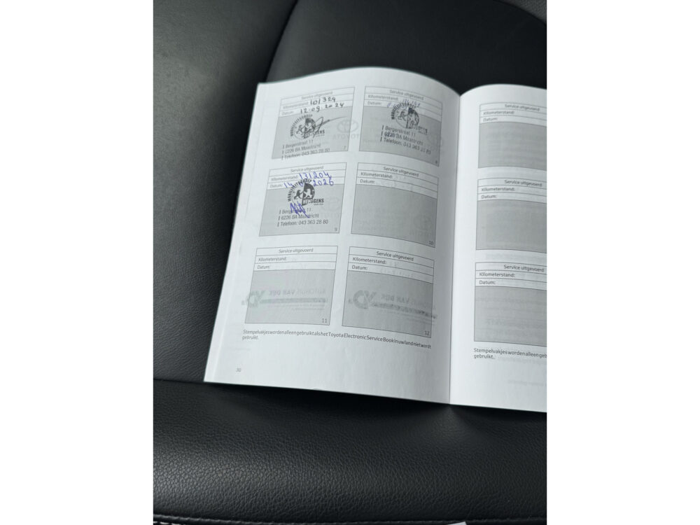55921450-toyota-rav4-2019