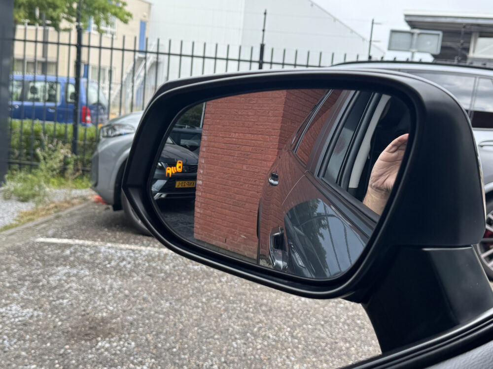 55921450-toyota-rav4-2019
