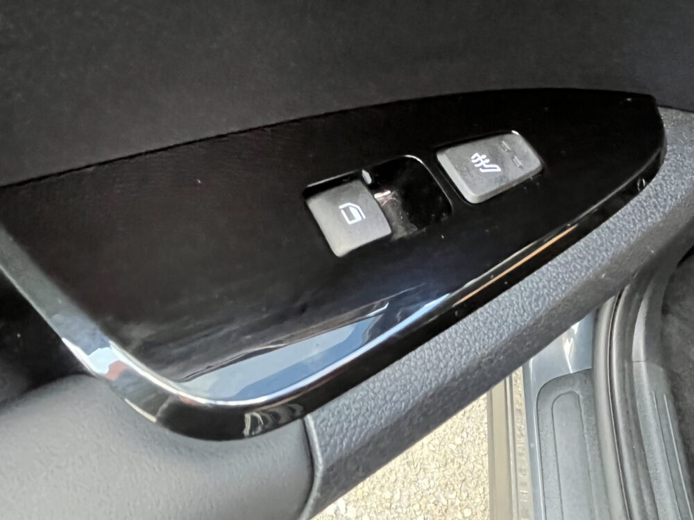 55945221-kia-sportage-2022
