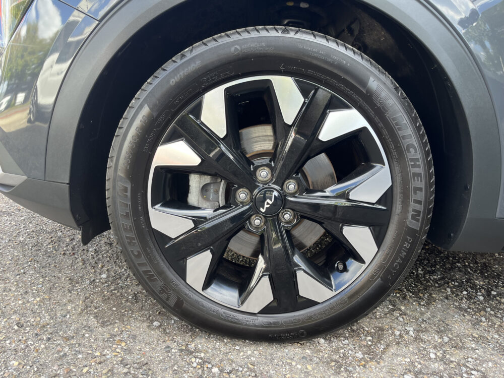 55945221-kia-sportage-2022