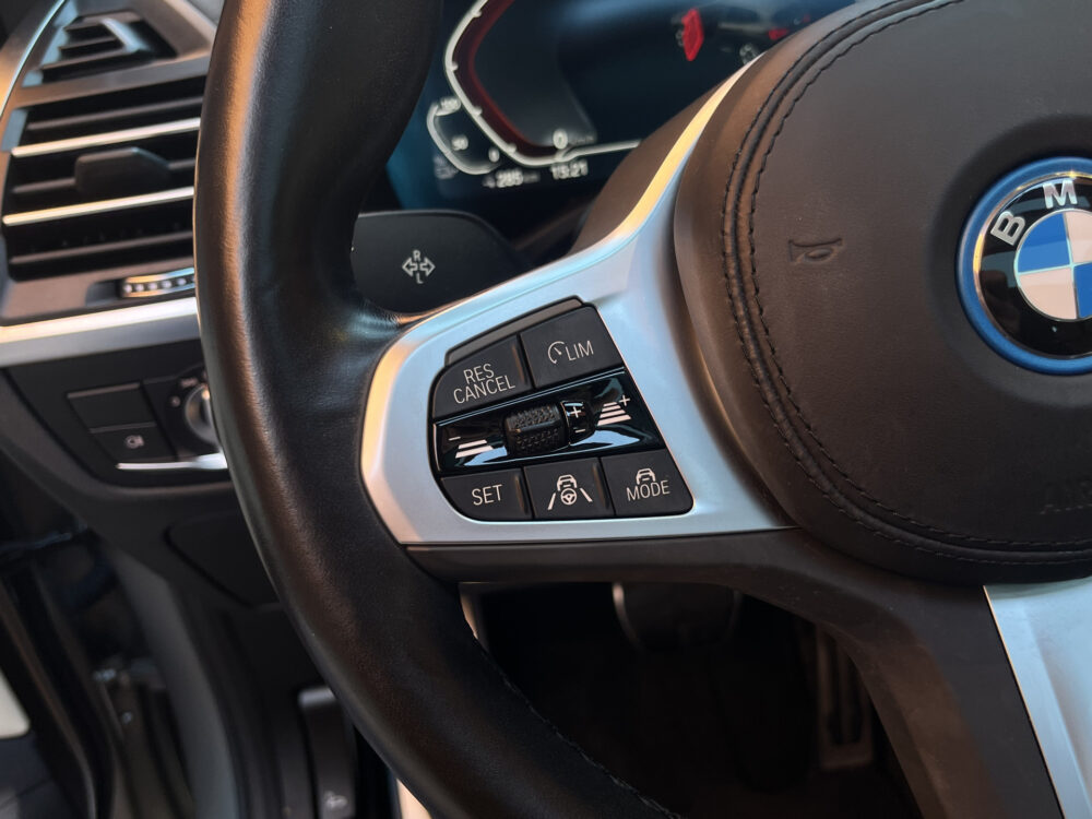 55949818-bmw-ix3-2022