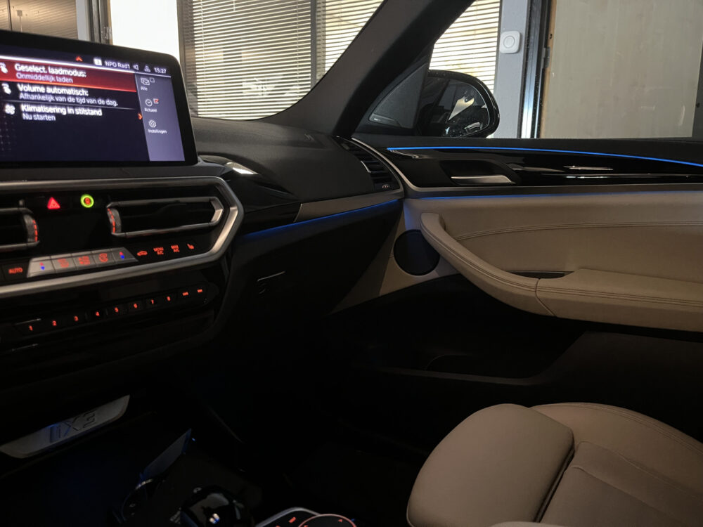 55949818-bmw-ix3-2022