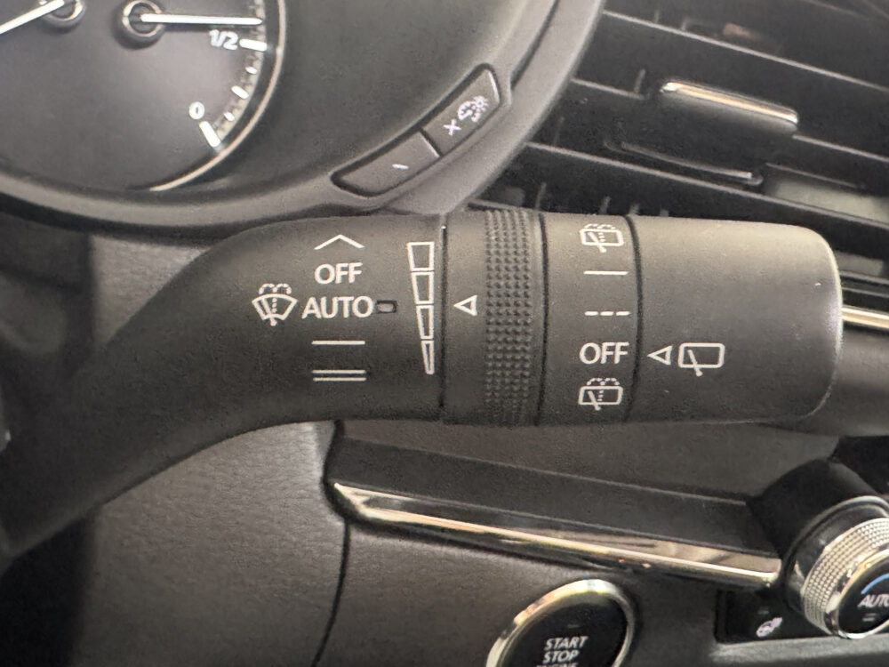 55964088-mazda-cx-30-2020