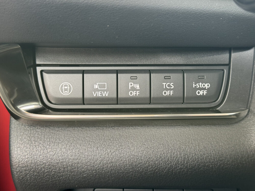 55964088-mazda-cx-30-2020